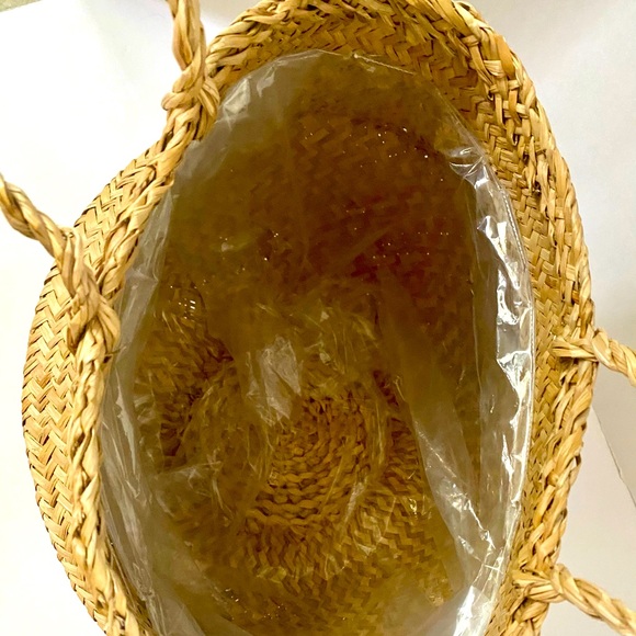 Straw Bucket Tote Tree Pot - Picture 5 of 5